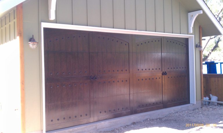 Fancy Residential Overhead Doors_116